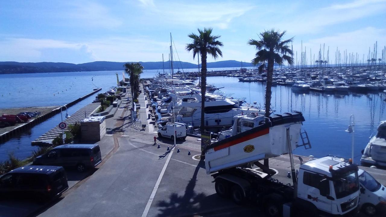 Studio De 27 M² + 70 M² De Jardin A 100 M Des Plages Cavalaire-sur-Mer Exteriör bild